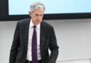 Reunión de tasas de interés de la Fed para mantenerse cerrado después de la demanda de Trump Ally