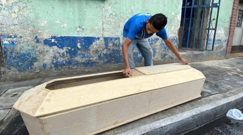 Hasta morirse en Cuba es un lujo