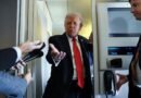 Trump sugiere sacar las licencias de televisión después de que Jimmy Kimmel suspendió
