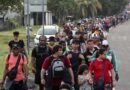 Cientos de migrantes montan protestas en el sur de México en el intento de legalizar el estatus