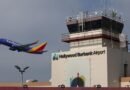 El personal de control de tráfico aéreo de EE. UU. Golpeó para el segundo día, retrasando los vuelos