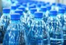 El agua embotellada contiene el doble de microplásticos que otras alternativas purificadas