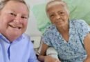 Mike Hammer visita a opositora cubana Martha Beatriz Roque