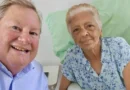Mike Hammer visita a la opositora cubana Martha Beatriz Roque