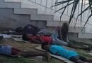 FOTO: Niños abandonados duermen en jardines de un hotel de La Habana