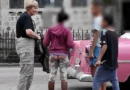 Régimen abre causas penales contra padres de menores que dormían en jardines del hotel Muthu